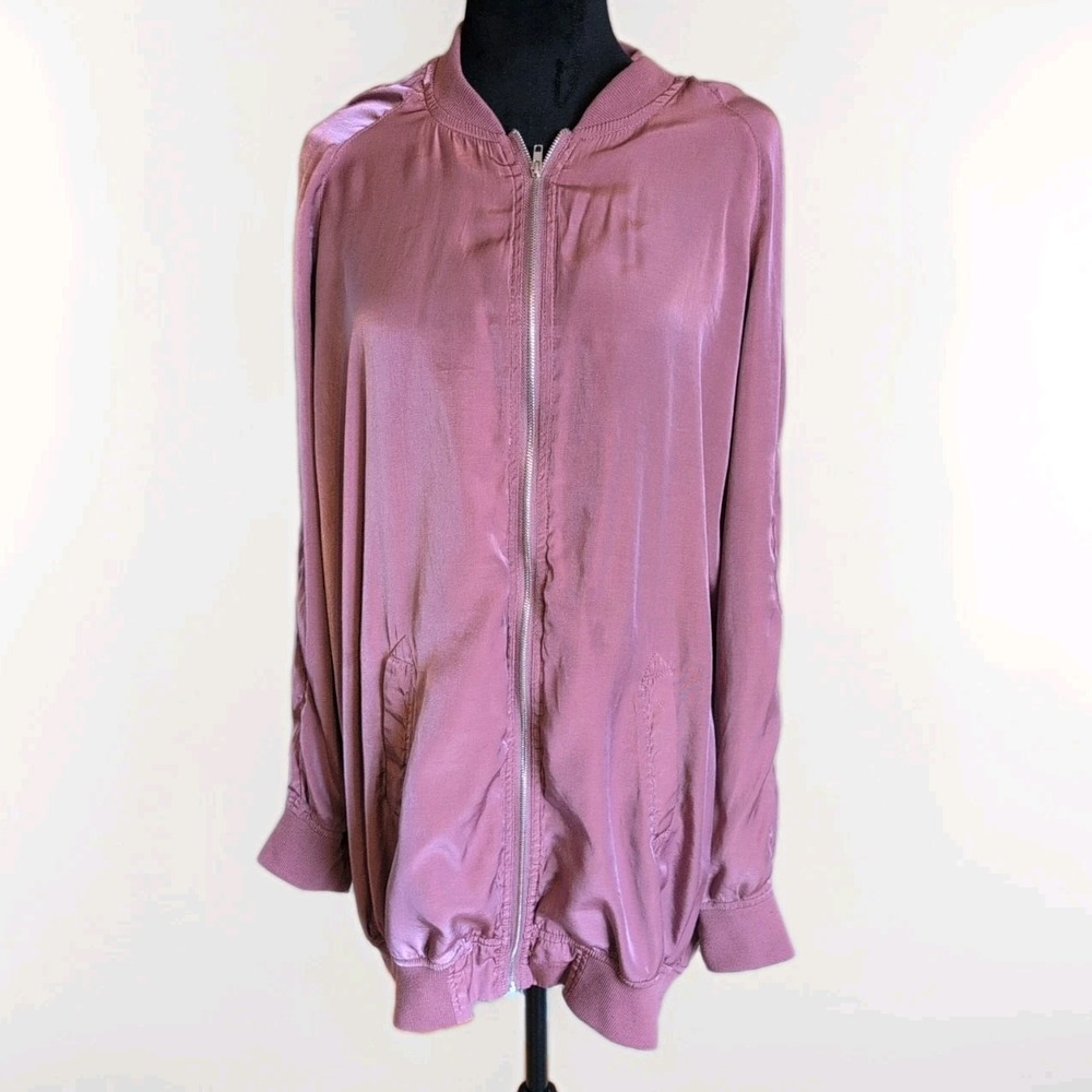 Charlotte Russe Satiny Mauve Lite Weight Bomber Jacket Women's Plus‎ 2X Boho